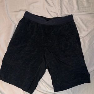 T.H.E. Linerless Short 9” Lululemon Men’s size medium